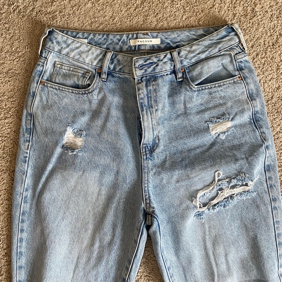 PACSUN LIGHT BLUE DISTRESSED MOM JEANS - Picture 10 of 10